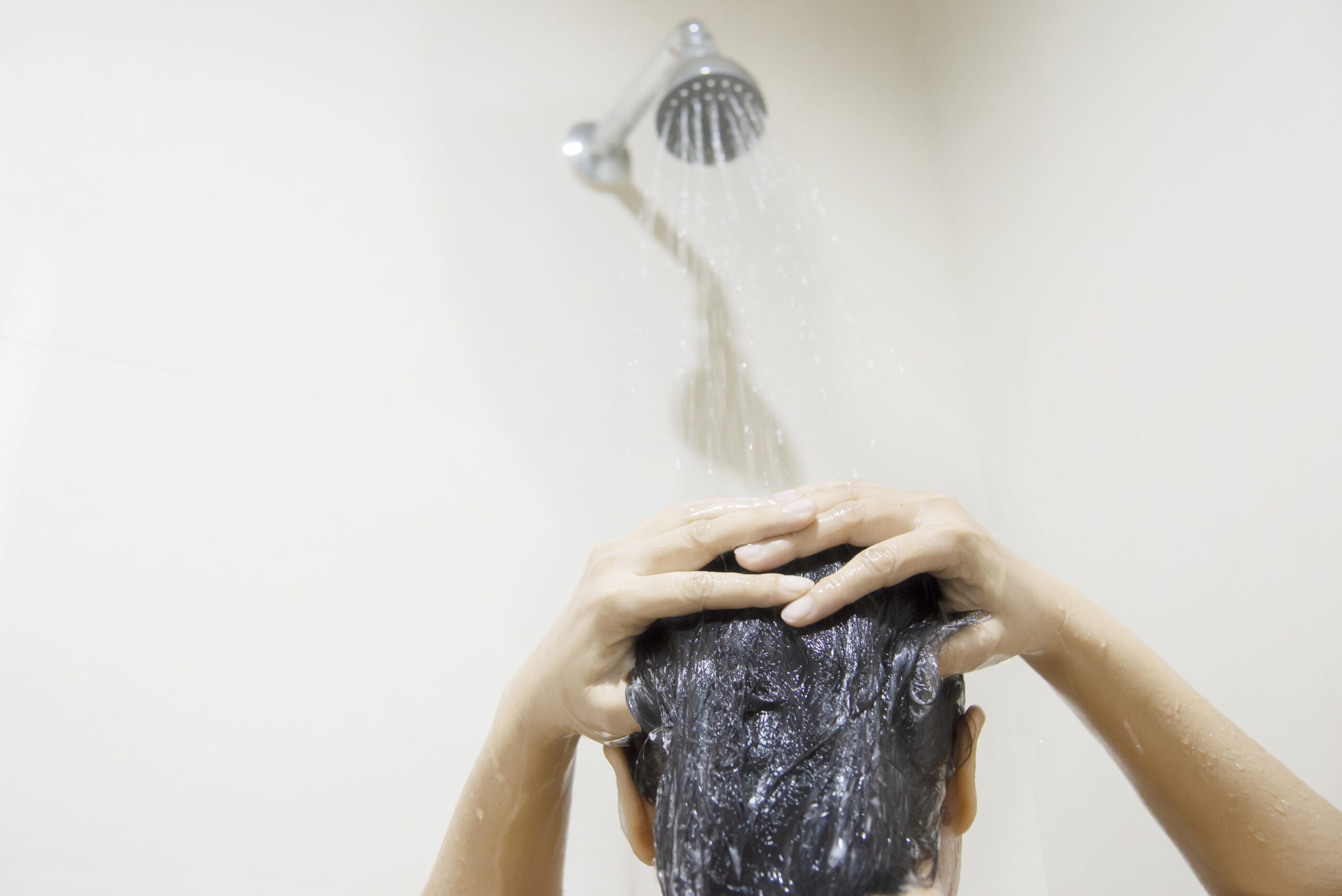 5 Shower Tips for Scalp Psoriasis Relief